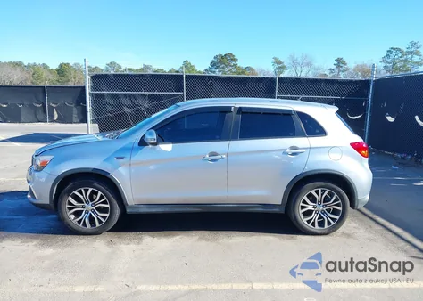 2016 Mitsubishi Outlander Sport 2.0 Es z USA, uszkodzony, nr VIN JA4AP3AU2GZ030930